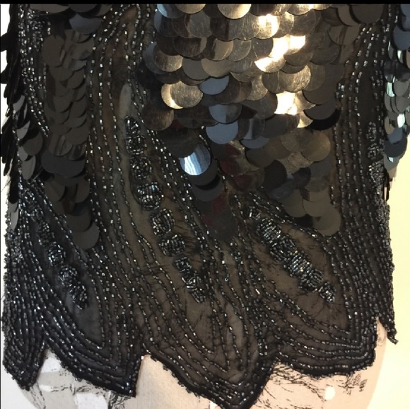 Gorgeous Oleg Cassini silk beaded tank - Picture 2 of 3
